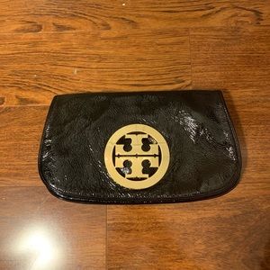patent leather tory clutch